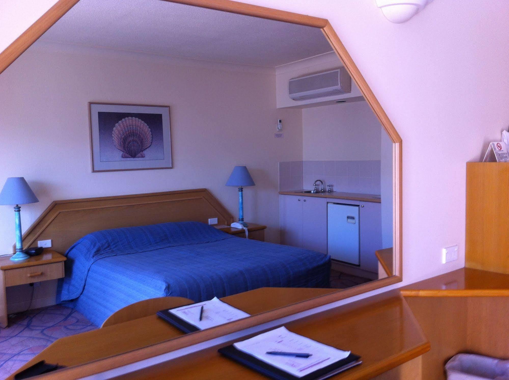 The Esplanade Motel Batemans Bay Exterior photo